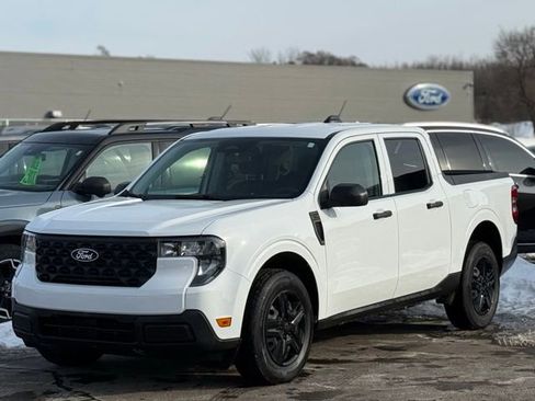 Certified 2025 Ford Maverick XL w/ Equipment Group 101A image 34