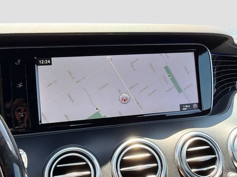 Used 2017 Mercedes-Benz S 550 Cabriolet image 9