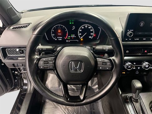 Used 2024 Honda Civic Sport image 11
