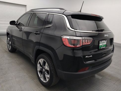 Used 2018 Jeep Compass Limited AWD/4WD image 5