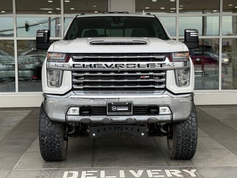 Used 2022 Chevrolet Silverado 2500 LTZ w/ LTZ Premium Package image 4