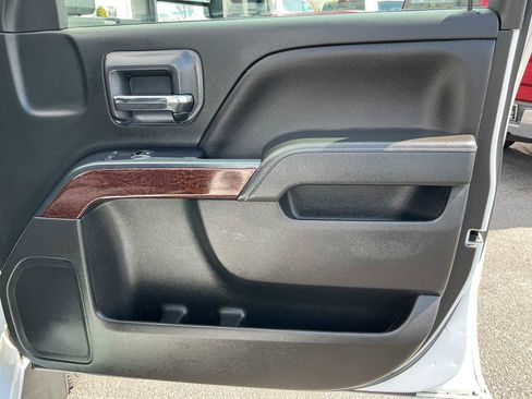 Used 2019 GMC Sierra 2500 SLE image 26