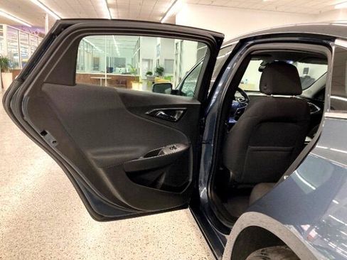 Used 2019 Chevrolet Malibu LT image 34