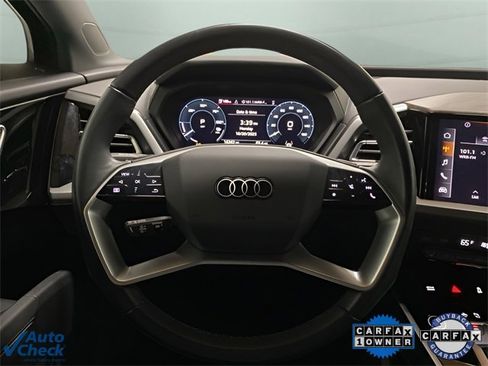 Used 2024 Audi Q4 e-tron Premium image 10