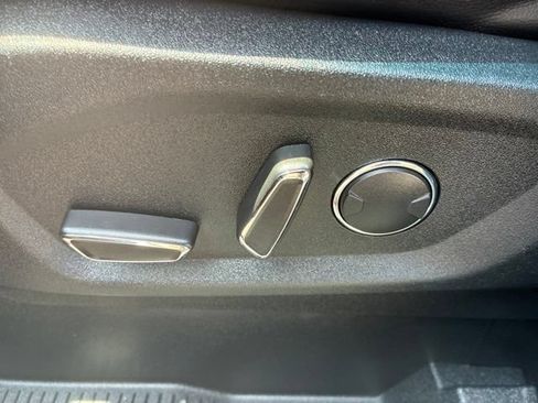 Used 2019 Ford Edge SEL w/ Equipment Group 201A AWD/4WD image 17