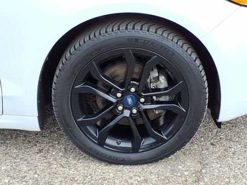 Used 2020 Ford Fusion SE FWD image 10