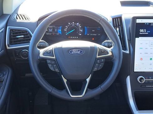Certified 2024 Ford Edge SEL w/ Convenience Package image 26