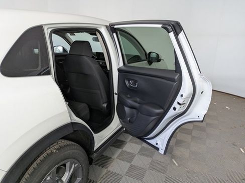 New 2026 Honda HR-V LX image 31