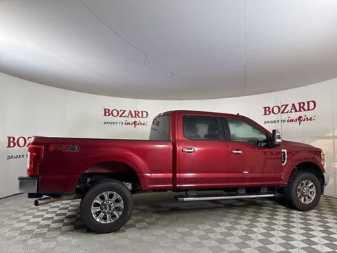Used 2019 Ford F250 XLT w/ XLT Premium Package image 9