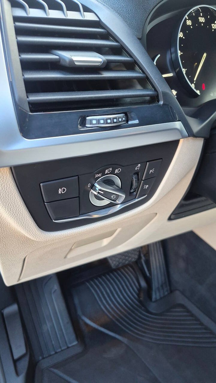 Used 2019 BMW X3 sDrive30i RWD image 28