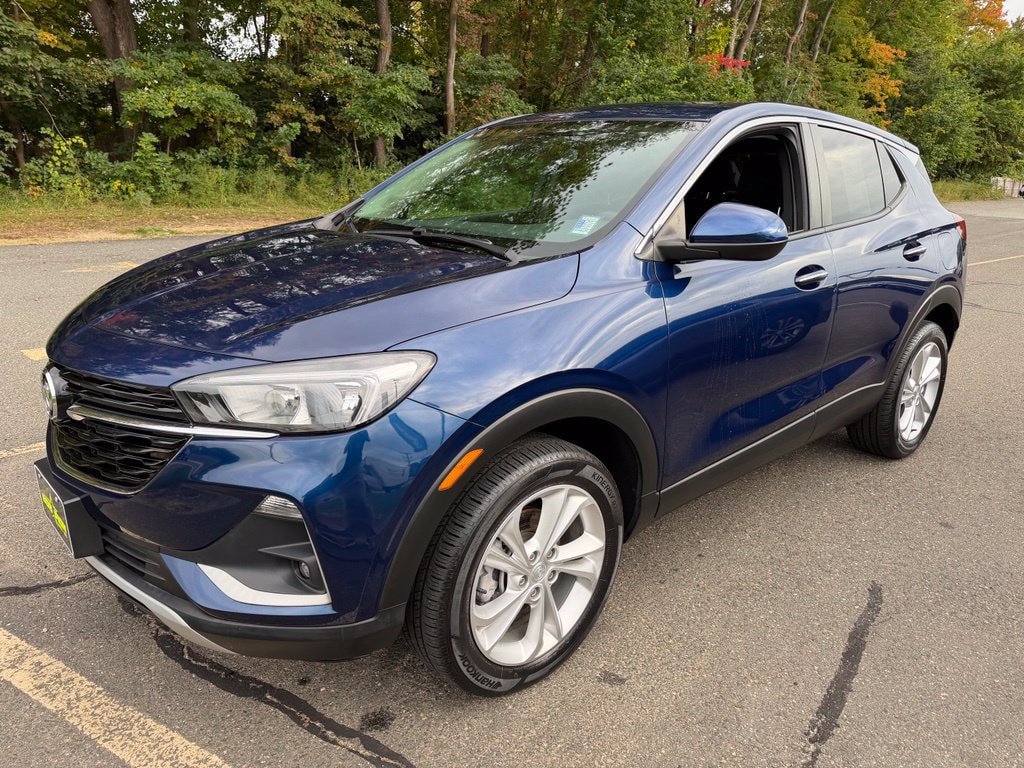 Used 2023 Buick Encore GX Preferred w/ Cold Weather Comfort Package AWD/4WD image 8