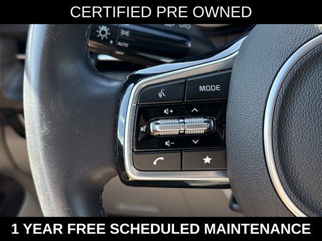 Used 2024 Kia Carnival EX FWD image 24