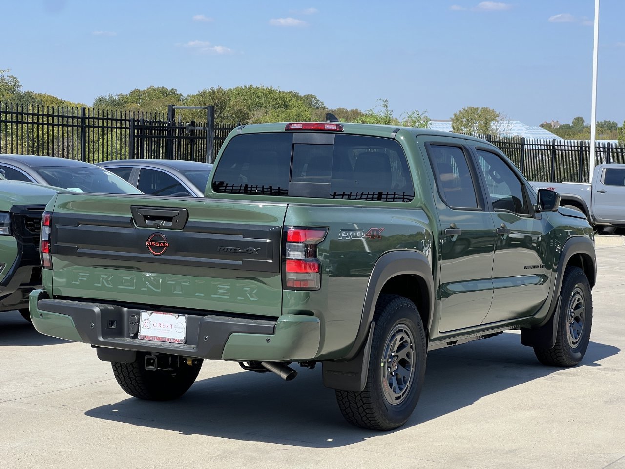 New 2027 Nissan Frontier PRO-4X AWD/4WD image 4