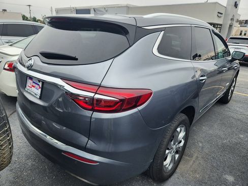 Used 2021 Buick Enclave Avenir w/ Avenir Technology Package image 4