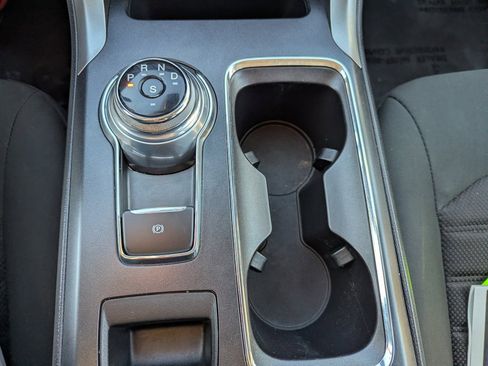 Used 2020 Ford Fusion SE image 20