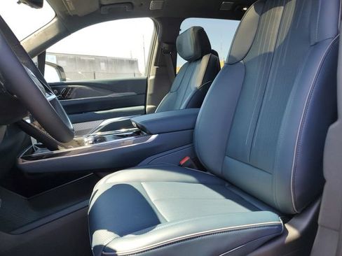 New 2025 Cadillac Escalade IQ Luxury 2 AWD/4WD image 25