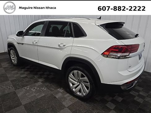 Used 2023 Volkswagen Atlas Cross Sport SE AWD/4WD image 10