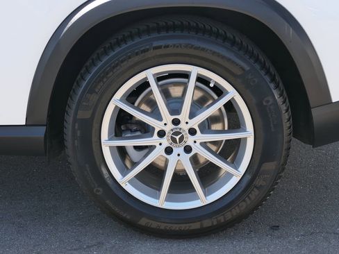 Used 2024 Mercedes-Benz GLE 350 4MATIC image 9