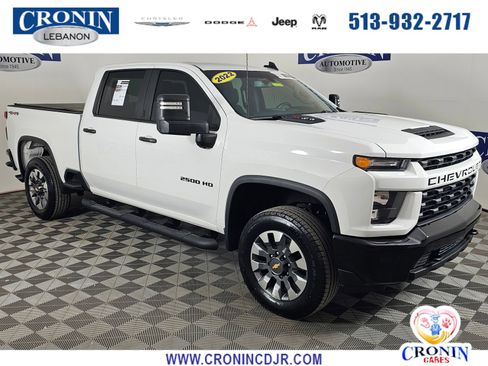 Used 2022 Chevrolet Silverado 2500 Custom w/ Custom Value Package AWD/4WD image 1