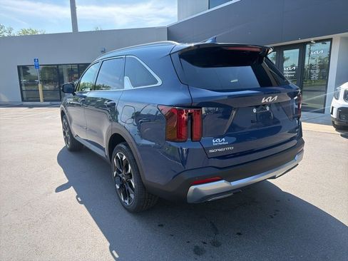 New 2026 Kia Sorento EX AWD/4WD image 10
