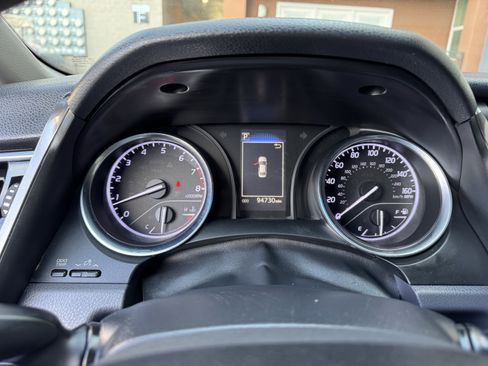 Used 2018 Toyota Camry LE image 23