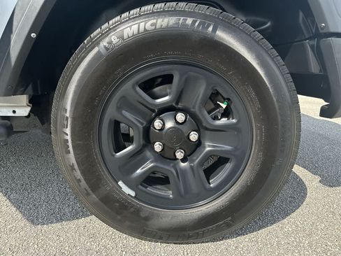 Certified 2023 Jeep Wrangler Sport AWD/4WD image 15