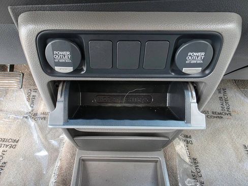 Used 2011 Honda Ridgeline RTS image 38