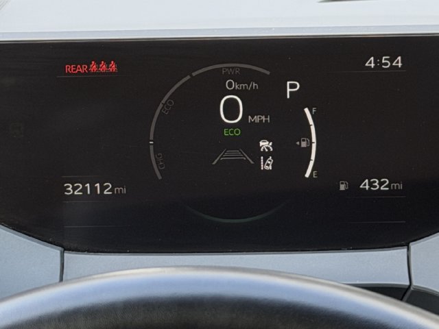 Used 2025 Toyota Prius LE FWD image 17