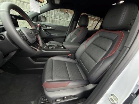 New 2026 Chevrolet Equinox RS w/ Convenience Package III FWD image 18