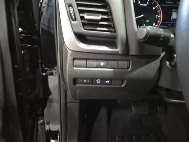 Certified 2023 Nissan Rogue SV w/ SV Premium B Package AWD/4WD image 12