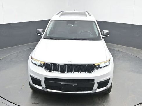 Used 2022 Jeep Grand Cherokee L Limited AWD/4WD image 37
