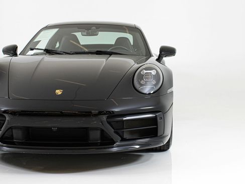 Used 2021 Porsche 911 Carrera S RWD image 12