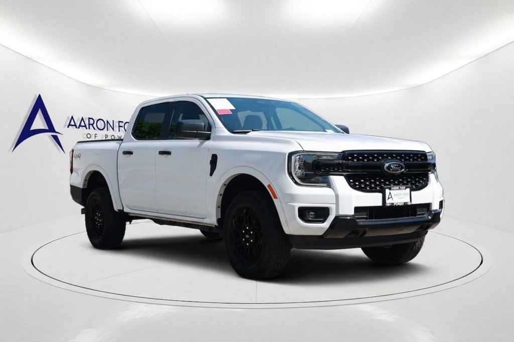 Used 2025 Ford Ranger XLT w/ Black Appearance Package AWD/4WD image 3