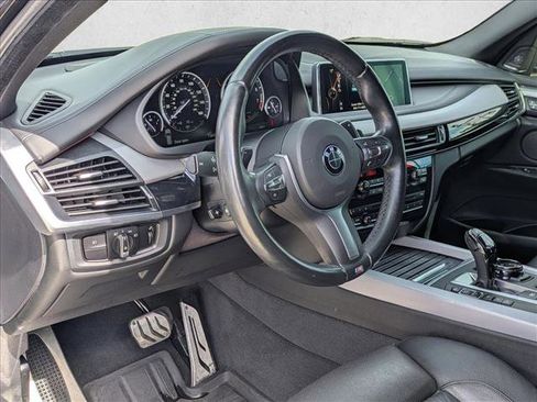 Used 2016 BMW X5 xDrive50i image 10