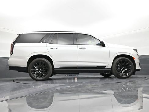 Used 2024 Cadillac Escalade Sport Platinum w/ LPO, ONYX Package RWD image 25