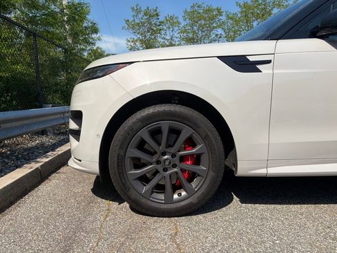Certified 2024 Land Rover Range Rover Sport Dynamic SE AWD/4WD image 9