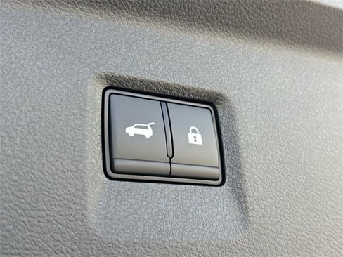 New 2026 INFINITI QX60 Luxe w/ Cargo Package image 18