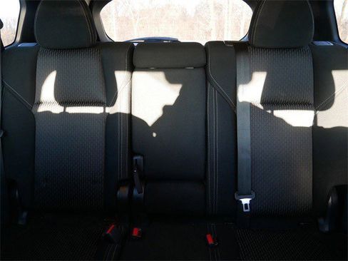 Used 2022 Mitsubishi Outlander ES image 14