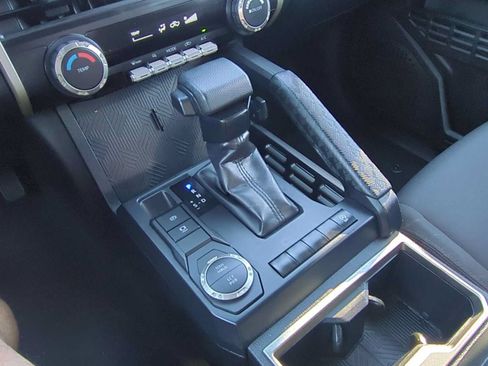 Used 2024 Toyota Tacoma SR5 RWD image 15