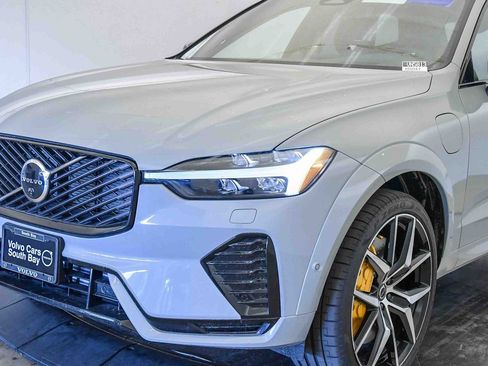 New 2026 Volvo XC60 T8 Polestar w/ Protection Package Premier AWD/4WD image 9
