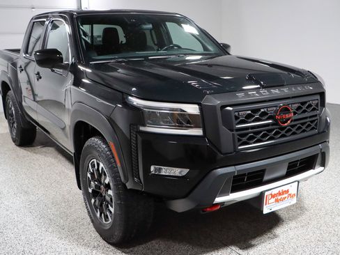 Used 2022 Nissan Frontier PRO-4X w/ Technology Package image 5