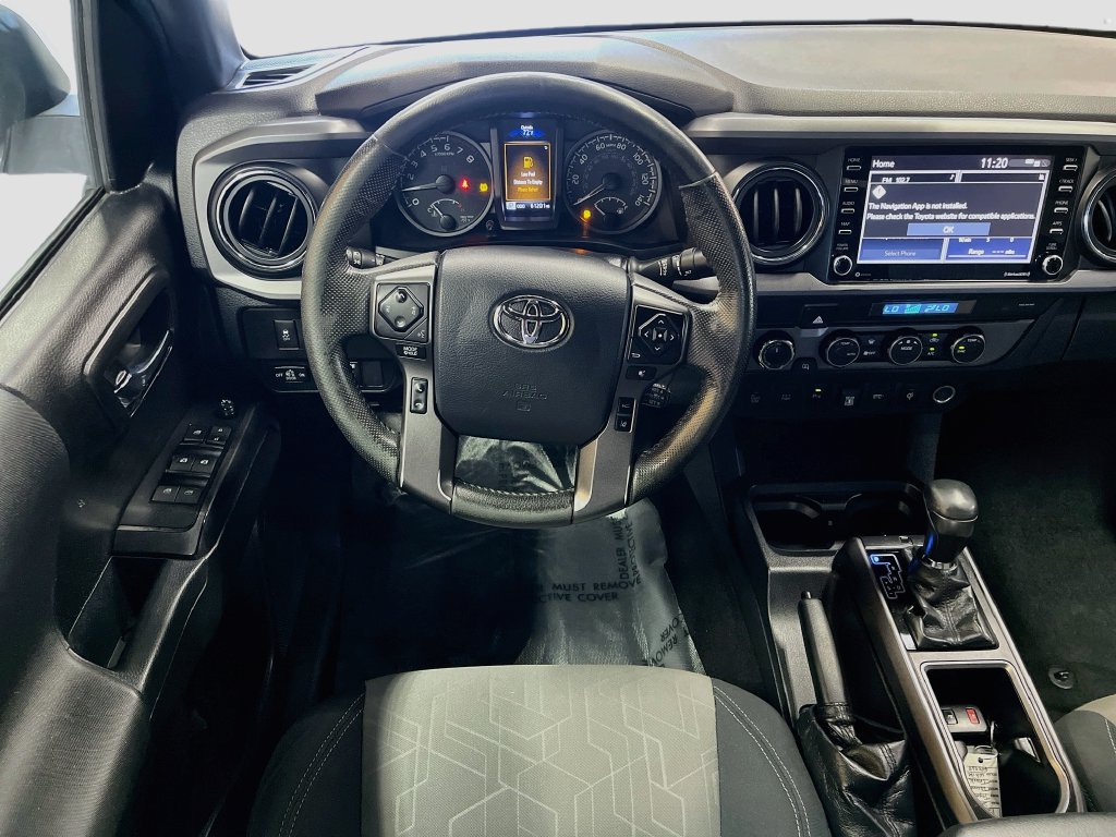 Used 2021 Toyota Tacoma TRD Off-Road w/ Technology Package AWD/4WD image 21
