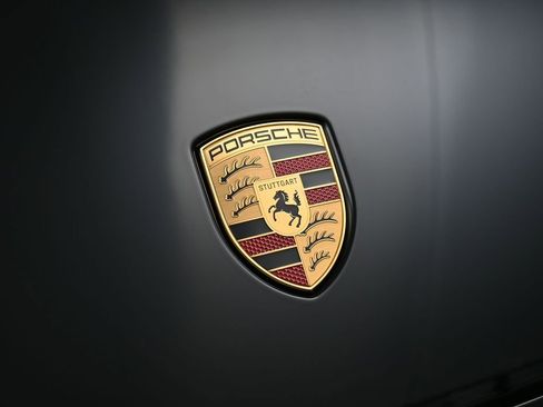 New 2026 Porsche Macan 4 Electric AWD/4WD image 13