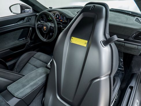 Used 2026 Porsche 911 GT3 image 32