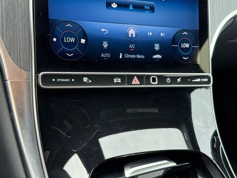 Certified 2025 Mercedes-Benz GLC 300 image 34