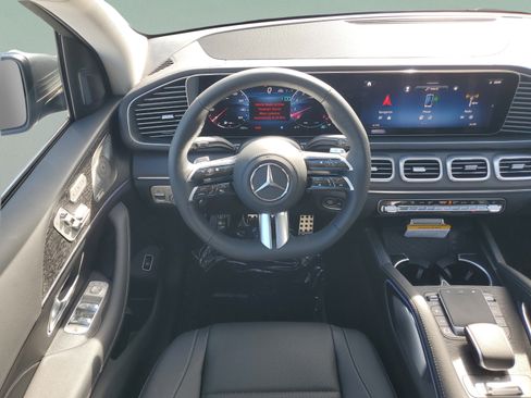 Certified 2026 Mercedes-Benz GLS 450 4MATIC image 13