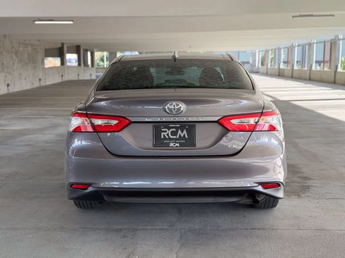 Used 2020 Toyota Camry LE FWD image 6