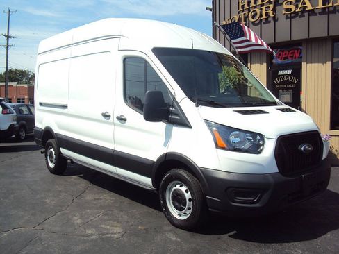 Used 2023 Ford Transit 250 148 High Roof RWD image 2