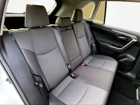 Used 2023 Toyota RAV4 XLE image 19