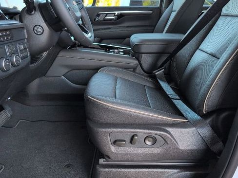 New 2026 Chevrolet Suburban Premier w/ Sun And Tow Package image 14